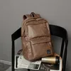 2022 New Korean PU Leather Backpackメンズファッションレジャーコンピューターバッグ学生学校バッグ230203