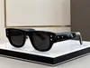 Solglasögon för män Kvinnor Summer 701 Style Anti-Ultraviolett Retro tallrik Plank Full Båge Modeglasögon Slumpmässig låda
