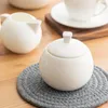 Förvaringsflaskor Bone China White Sugar Bowl med Cover Retro Ceramic Can Food Container Kitchen Gadgets Containrar för hemmet