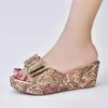 Sandalet güzel parti ayakkabıları est İtalyan tasarım çiçek kumaş baskılar moda kadın yüksek topuk düğün ziyafet bayanlar d29-8