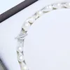 Chaînes tour de cou en perles baroques d'eau douce avec fermoir brillant Keshi collier blanc femmes bijoux cadeaux