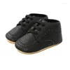 Sapatos atléticos 2023 Baby Walking Non Slip Sof Sole Solid Color/Color Block Berk