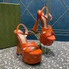 Nuevos zapatos de sandalias de plataforma de gamuza Super High para mujer con calzado para mujeres Tacón de 155 mm Diseñadores de lujo Strap Strap Factory Factory
