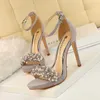 Chaussures de robe chaussure perle strass super hauts talons peep-toe daim femmes talons sex-appeal chaussure de fête été femmes sandale stiletto femmes pompe g230130