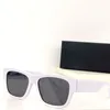 NIEUWE Designer Fashion Sunglasses BB0260SA Metalen frame vierkante lens Eenvoudig UV400 Beschermende glazen frame 12 kleuren Optioneel digitaal fotolijst