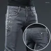 Jeans herr 2023 Märke Män Fit Skinny Denim Designer Elastiska Straight Stretch Byxor För