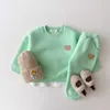 Giyim setleri Koreli çocuklar ayı nakış polar kazak seti 1-5yrs sweatshirt topsharem jogger pantolon takım elbise 2pcs kızlar polar astarlı kıyafetler 230203