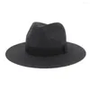 Chapeaux à bord large 2023 Designs de ruban à largeur noire pour hommes et femmes