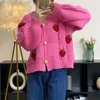 Tricot féminin tees coréenne mode fraise à crochet tridimensionnel fleur fleurie à manches longues en tricot à manches tricotées