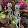 Dekorative Objekte Figuren im Weltraum Alien Statue Marsianer Garten Figur Set Gartendekoration Outdoor Jardineria Decoracion Support Drop verschifft 230204