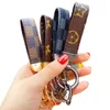 Fashion PU Leather Keychain Designer Key Chain Buckle Lovers Car Handmade Keychains Men Women Bag Pendant Accessories