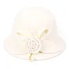 Chapeaux à bords avares Chapeau d'hiver Fedora Chapeau Femmes Feutre Laine 2023 Fleur Design Femme Fedoras Dames Élégant Bowler Jaune Noir Rouge Gris