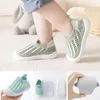 First Walkers Shoes Baby Girl Boy Children Classic Sneakers Antiplip First Walkers Shoes для летних осенней хлопковой мягкой одежды в течение 0-3 лет 230203