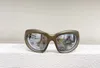 نظارة شمسية الرجال أو النساء آخر بيع الأزياء النظارات الشمسية رجال Gafas de Sol Glass UV400 مع مطابقة عشوائية