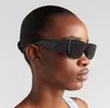 2023 Solglasögon Mode Liten rektangel Bb Logotyp Kvinnor Män Svart Vit 122 Märkesdesign Damer Skinny Utomhus Shopping Skärm Retro med låda