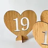 Ciotole da 1-20 posti in carta Forniture per feste di matrimonio in legno Tavolo segnaposto con numero cavo a forma di cuore