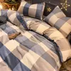 مجموعات الفراش لطيف كرتون طباعة النمط الكوري 4pc مجموعة للفتيات ناعم الحليب Velet Duvet / لحاف مع السوستة المجهزة / ورقة مسطحة