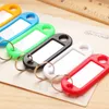 Keychains 20st/Lot Random Multi-Color Keychain Key ID Label Taggar Bagage El Number Klassificeringskort med Rings NycheAnkeyChains