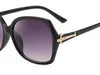 Okulary przeciwsłoneczne kobiety okulary przeciwsłoneczne dla kobiet UV 400 Kobieta retro okulary przeciwsłoneczne damy luksusowe vintage okulary okunięte 2023 Designer Rhinestone Designer Sunglasses 3L6A62