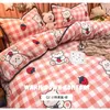 مجموعات الفراش لطيف كرتون طباعة النمط الكوري 4pc مجموعة للفتيات ناعم الحليب Velet Duvet / لحاف مع السوستة المجهزة / ورقة مسطحة