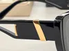 Kadın Erkek Yaz 8156 Stil Anti-Ultraviyole Retro Plaka Kare Tam Çerçeve Moda Gözlük Rastgele Kutu için güneş gözlüğü