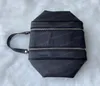 Bolsa de bolsas de vaso sanitário que viaja para feminino Bolsa de lavagem de bolsas de zíper duplo com zíper de couro bolsas de cosméticos bolsas de besteira bolsas de maquiagem bens689