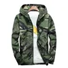 Chaquetas para hombres Primavera y otoño Chaqueta para hombres Pareja Estudiante Deportes Atuendo Camuflaje Con capucha Moda Chaqueta militar Hombres