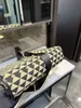 Totes Borsa da donna firmata Borse a tracolla con trama trapuntata Shopping Lady Borse di lusso delicate Borsa da donna alla moda Borsa a tromba