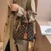 Bedruckte Damentasche Herbst und Winter Neue Mode Große Kapazität Lässige Handtasche Einkaufstasche Vielseitige Umhängetasche