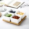 Piatti in ceramica fai-da-te Piatto quadrato separato Frutta secca Dessert con vassoio di bambù Insalatiera Set piattino contenitore domestico