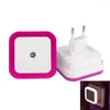 Nattljus Mini LED 0,5W Ljuskontroll Autosensor Baby Bedroom Lamp Square White Yellow AC110-220V för US EU A2