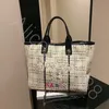 2023 Mode Totes Lady Bench Bags Handtaschen Einkaufstaschen große Kapazität Paris Case Cross Body Leinenbeutel