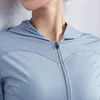 Kurtki biegowe kurtki dla kobiet z kapturem z kapturem z kapturem z kapturem na gimnastyczne ubrania na siłownię Szybki suchy koszulka fitness