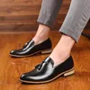 Klänningskor 2023 Mens Wedding England Black Leather Elegant Business Classic Modern Formal Oxford Wingtip