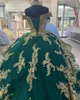 Abito Quinceanera oro verde scuro 2023 Puffy Crackled Lace Sweet 16 Ball Gown Tulle Vestidos De 15 Anos Corsetto con lacci Indietro Off-Shoulder Sweetheart Quince Royal Blue