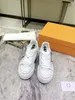 Çıplak Wolfe City Sneaker Tasarımcı Slider Snatch Casual Ayakkabı Kosa Sliders Sinner Hyde Heidy Kadın Platform Kalın Alt Ayakkabı Boyut 35-42