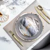 Piatti Matrimonio Piatto in ceramica nordica Feste Servizio in oro di lusso Cucina Set da pranzo Ristoranti Flat Sousplat Vajilla