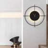 Lampy ścienne Nordic Art Clock Projekt Lampa LED Creative Aile Sypialnia Sypialnia salon Dekoracja Tło Oświetlenie kinkiet