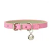 Colliers pour chiens collier de chat en cuir PU harnais de cloche réfléchissant mignon collier pour animaux de compagnie accessoires Para Gatos fournitures