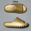 Designer Tofflor Män Kvinna Sandaler Sommar Slider Vermillion Mineral Blå Onyx Ren Sandel Skum Okra Harts Clog RUNR Slides Sko EU36-48