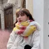 Шарфы 2023 Scarf Женская осенняя и зимняя классическая круга -пряжа сочетает в себе клетку Негабаритная платка с утолщенным теплым