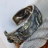 Bangle Classic Chinese Style Jewelry Present Carved Life Dragon Metal Armband för män