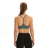 Tenue de yoga en gros Sexy femmes soutien-gorge de sport beauté dos haut court collants gilet vêtements de sport courir sans jantes avec coussin de poitrine amovible