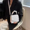 Borsa da donna inizio autunno nuova borsa a tracolla monospalla PU borsa da donna moda borsa piccola quadrata pieghettata in rilievo
