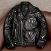 Мужская кожаная искусство 2023 Осенняя зимняя мода Мужчина Cowleather Jacket Motorcycle Biker Korea Style Outwear Мужчина Classic Slim Fit Coats W67