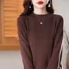 女性のTシャツ秋のファッションホロー女性プルオーバーOネック長袖シャツ女性セータージャンパーティーコットンニットトップスブラウス