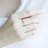 Cluster Rings Exiquisite Delicate 0,2ct Columbia Emerald 18K Gold AU750 Band för Women Female Girl Fancy Gemstone Anniversary Gift