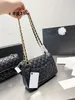 Luxurys tote tasarımcı çantaları çanta kadın çanta totes kanal debriyaj kanat çanta klasik ünlü moda mini seyahat crossbody crossbody yaz omuz cüzdan cüzdan