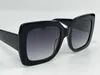 0083 54 мм солнцезащитные очки для женщин Женские солнцезащитные очки Новые с бирками в коробке Разноцветные квадратные солнцезащитные очки с блестками и градиентом большого размера4317606