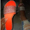 Tofflor Rhinestone New Women Fashion Wild Beach Flip Flops Bright Flat Bottom utomhus sandaler för skor Y2302